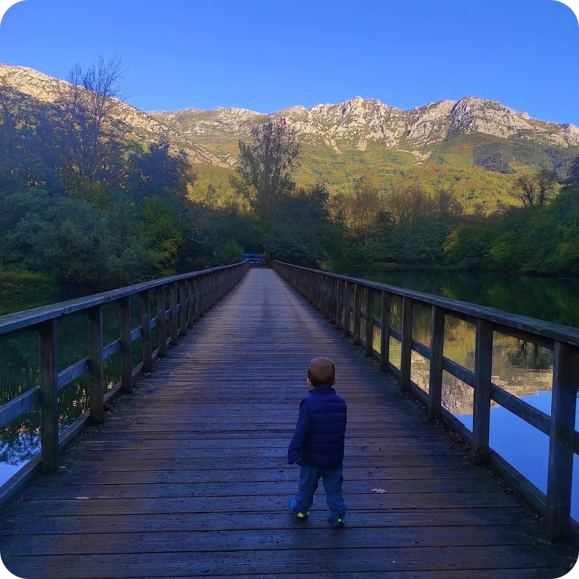 PLANES EN ASTURIAS, PUENTE EMBALS DE VALDEMURIO